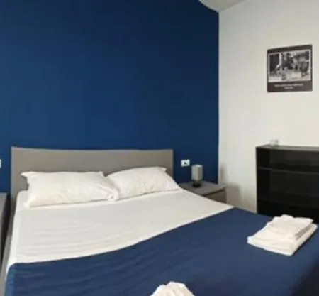 Orienty Pentacoro Pensión Trieste