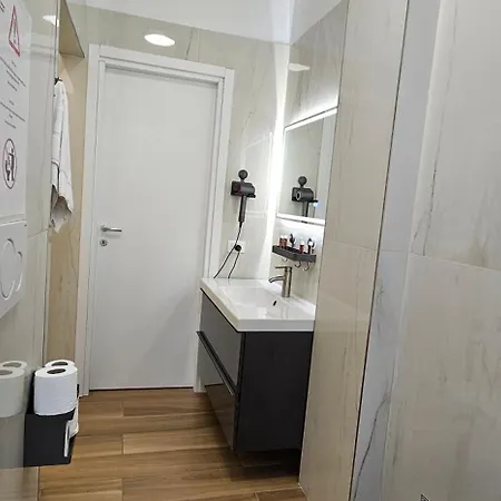 Orienty Pentacoro * Terst