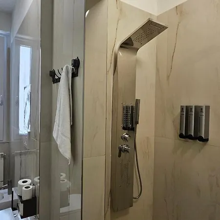 Orienty Pentacoro * Terst